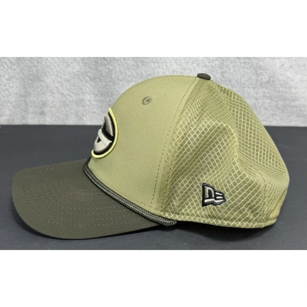 Green Bay Packers New Era‎ NFL Salute To Service #55 Enagbare SnapBack Large/XL
